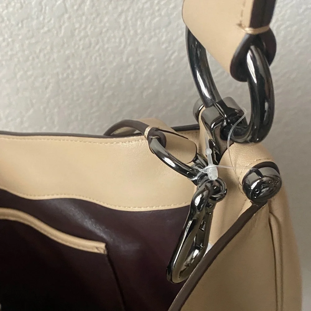 COACH Beachwood Beige Leather Snap NOMAD Hobo Shoulder Bag Purse #36026 - Picture 8 of 16